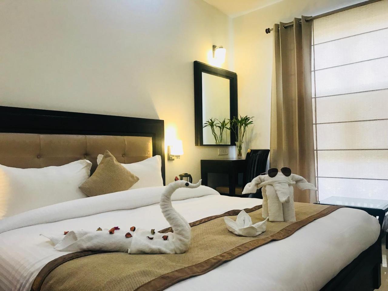 Hotel Bahia Heights Bathinda Ngoại thất bức ảnh